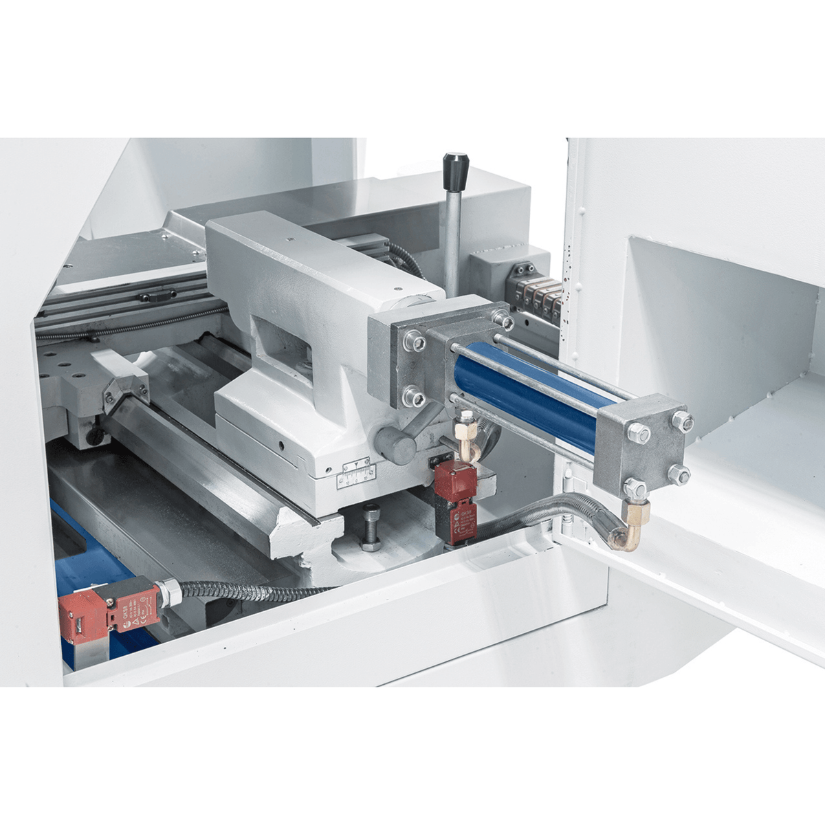Bernardo CNC-lathe CK 360 x 500 – Compact and precise CNC lathe