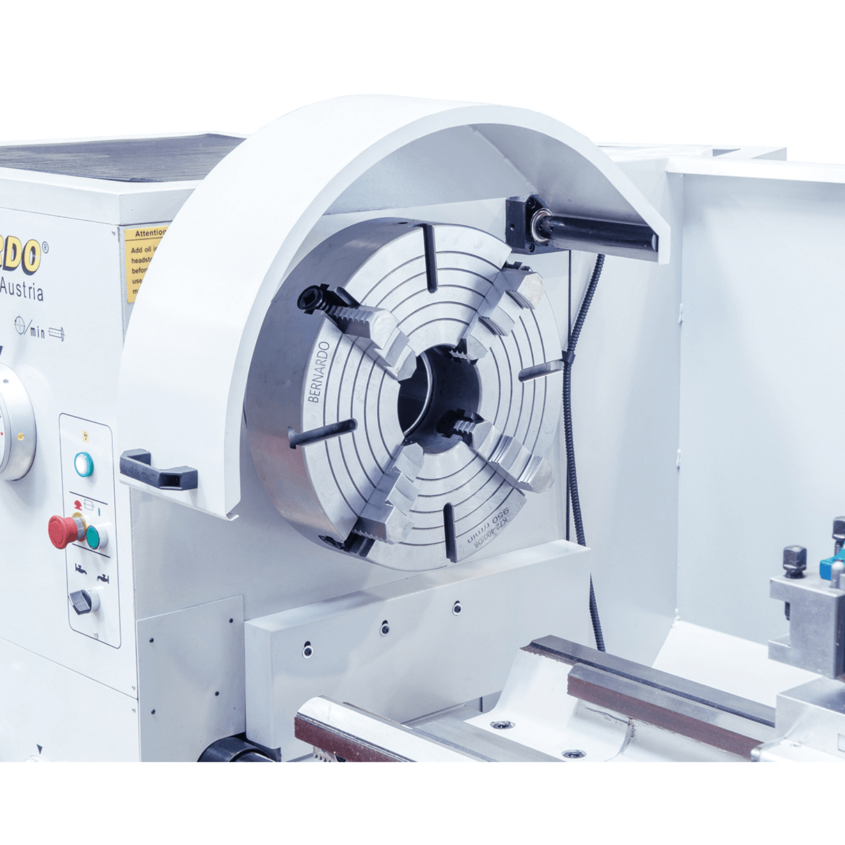 Industrial lathe Bernardo Goliath 660 x 1,500 with 3-axis DRO ES-12 V - distance between centers 1500 mm, Ø 660 mm over bed, spindle bore Ø 105 mm D1-8, 9 kW motor with CE magnetic brake, weight 3,630 kg
