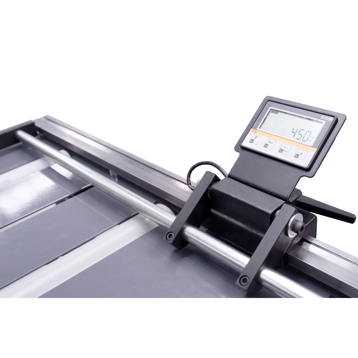 Sistema di arresto manuale da 2000 mm con display digitale a precisione 0,1 mm, compatibile con seghe a nastro Flott serie HBS.