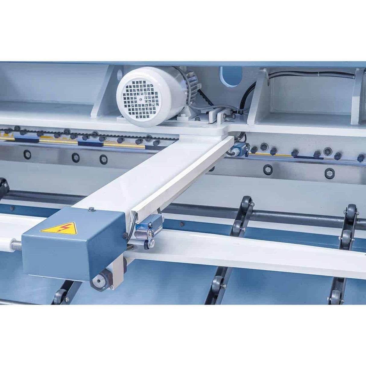 Bernardo MTA 2060 x 3 mm NCC – Motorized Guillotine Shear