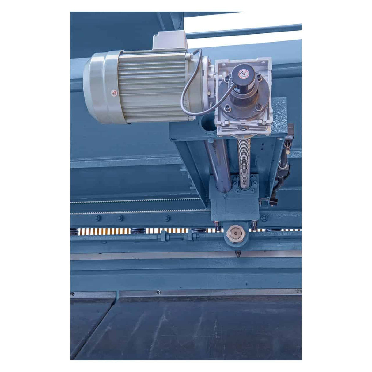 Bernardo HSB 3200 x 10 – Hydraulic shear for sheet metal up to 10 mm