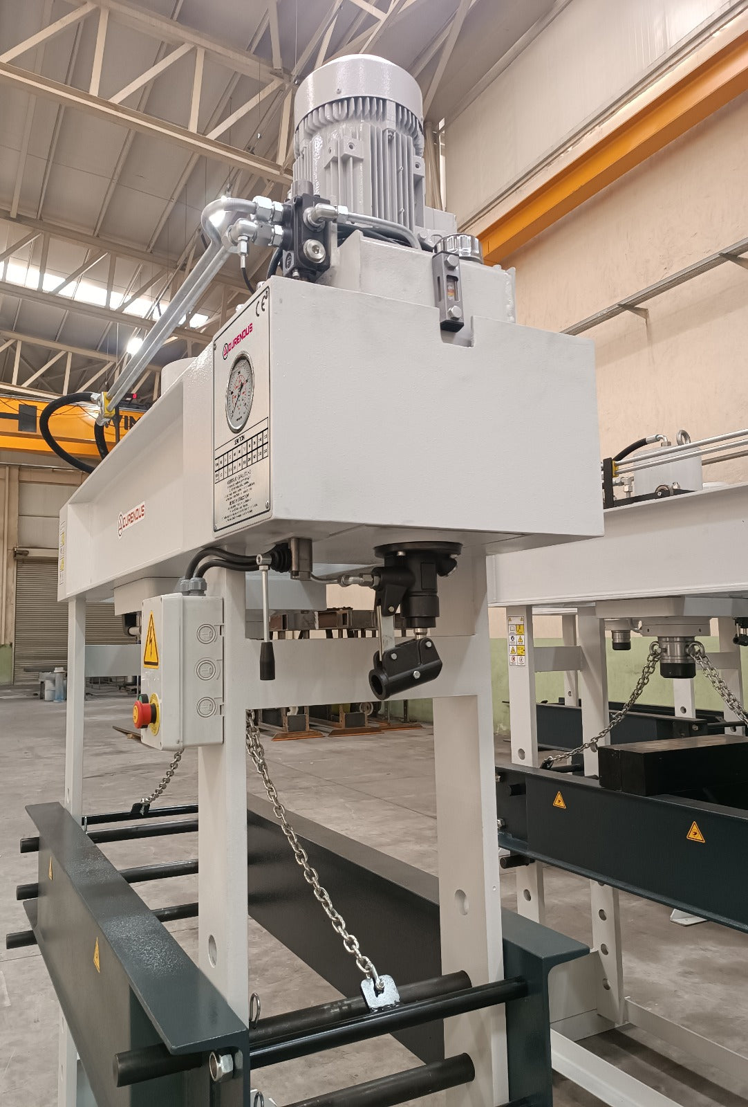 Durendus DW Series Sheet Metal Press 100 Ton Hydraulic Press with Sliding Cylinder