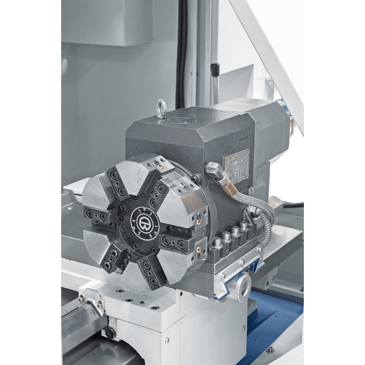 Bernardo CNC-lathe CK 360 x 500 – Compact and precise CNC lathe