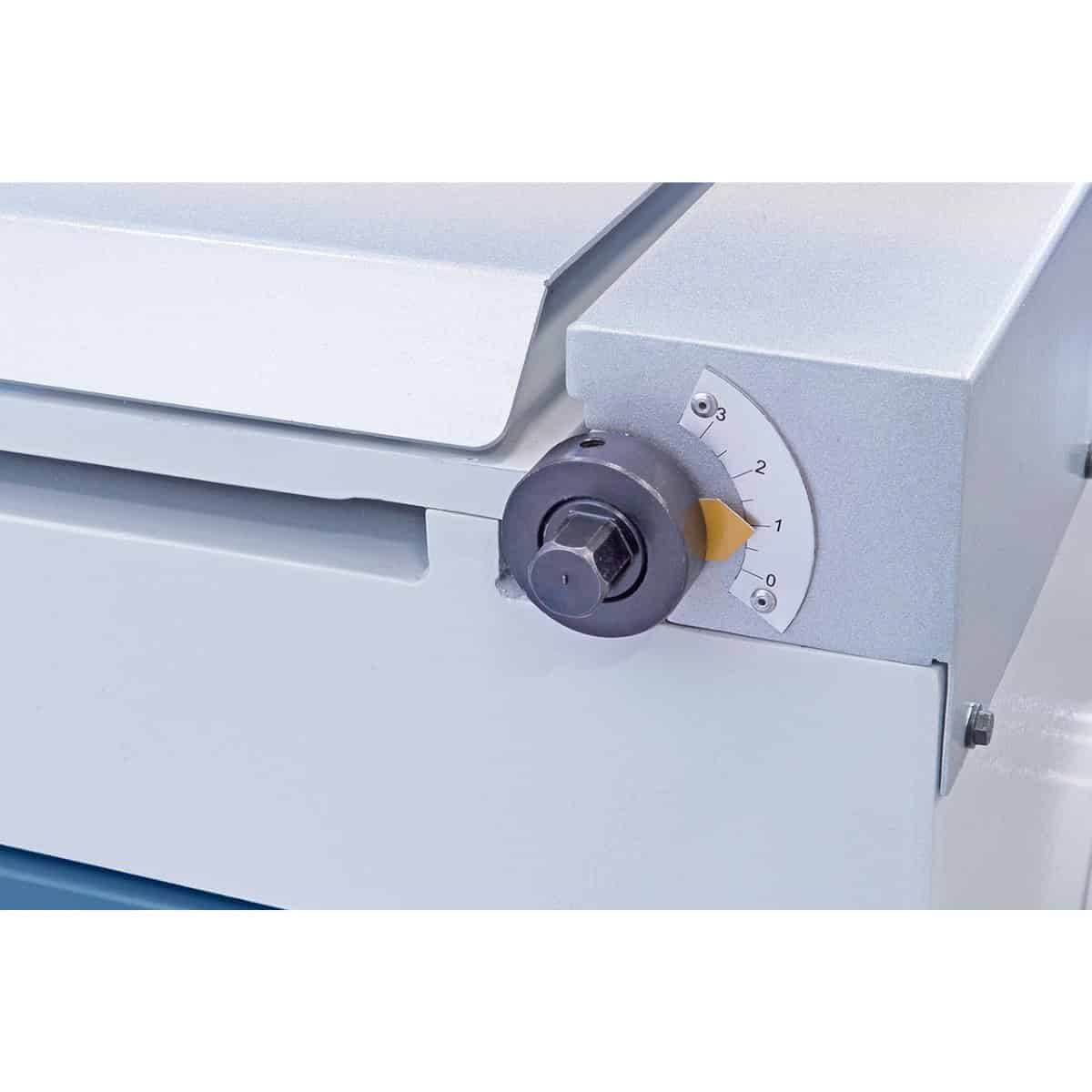 Bernardo MTE 1560 x 3 mm NCC – Motorised guillotine shear
