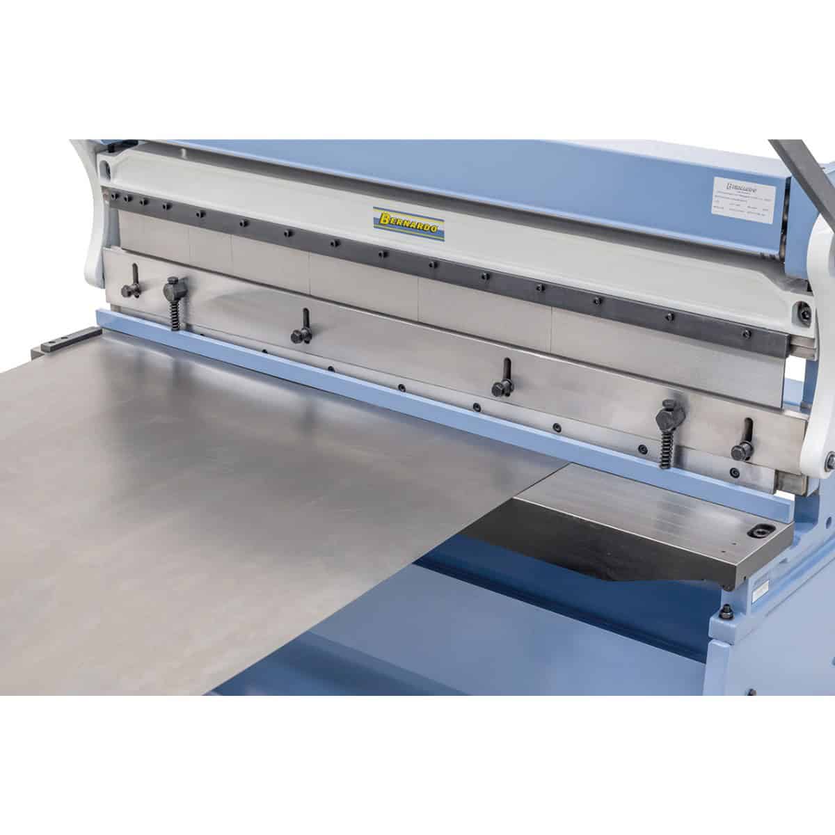 Bernardo 3-in-1 Shear, Roll, and Brake 1320