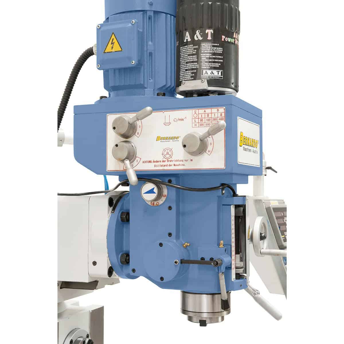 Bernardo UWF 95 N Universal Milling Machine – ISO 40, pneumatic clamping DIN 2080, table 1,600×360 mm, motors 2.2+2.2 kW, 3-axis DRO, weight 2,200 kg