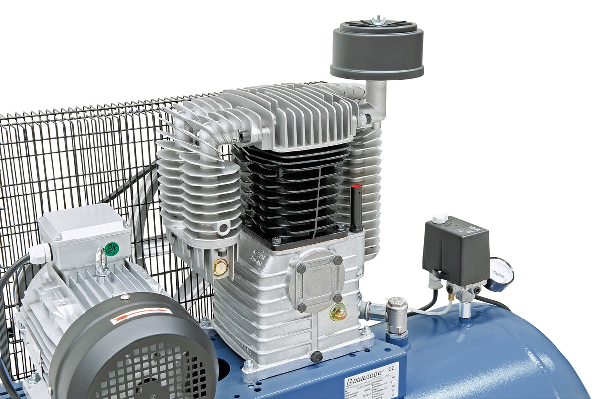 Bernardo Stationary Compressor AC35/270/600/D – 270 L, 5.5 HP