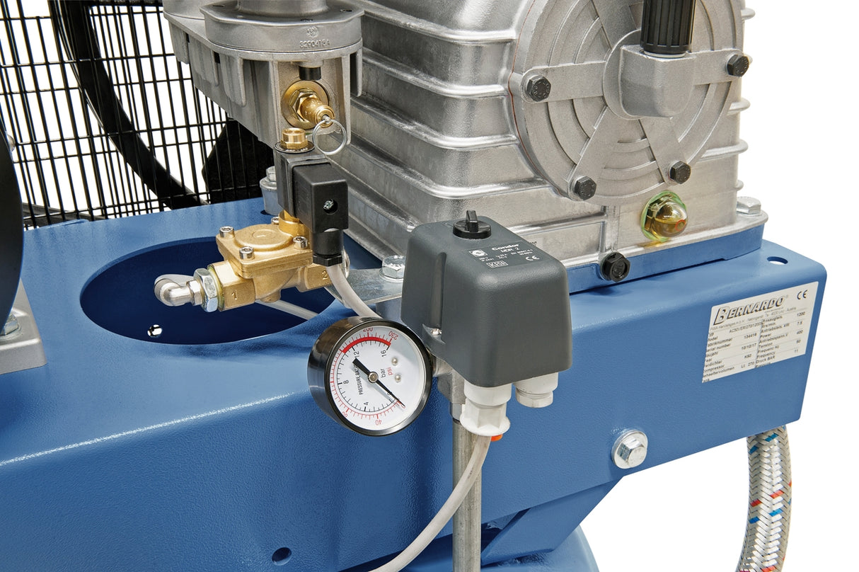 Bernardo Vertical Compressor AC50/VER/270/1200/SD – 270 L, 10 HP