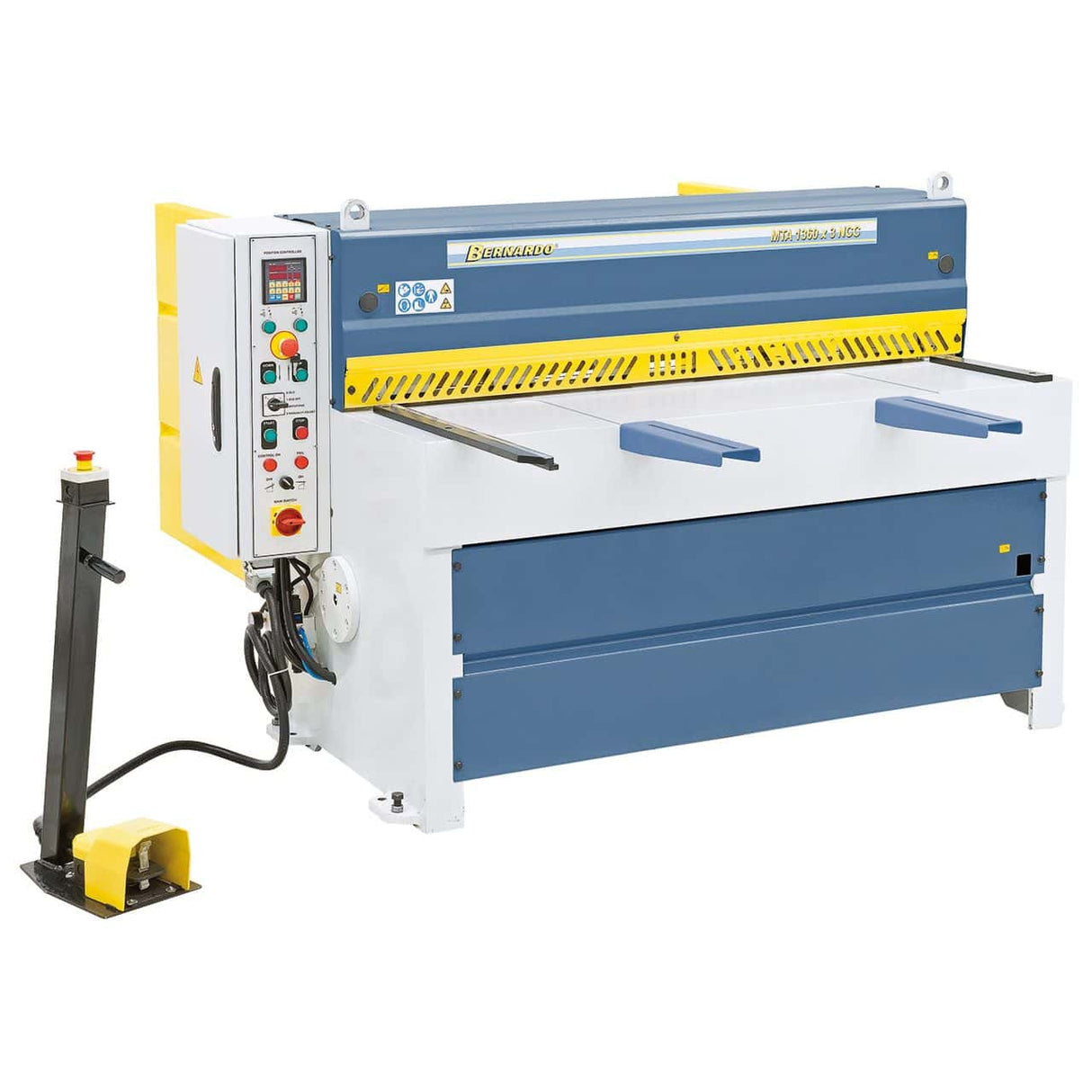 Bernardo MTA 1360 x 3 mm NCC – Motorized Guillotine Shear