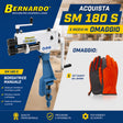 Bordatrice manuale Bernardo SM 180 S in combo con guanti inclusi, ideale per applicazione precisa di bordi su pannelli e lavorazioni di falegnameria.