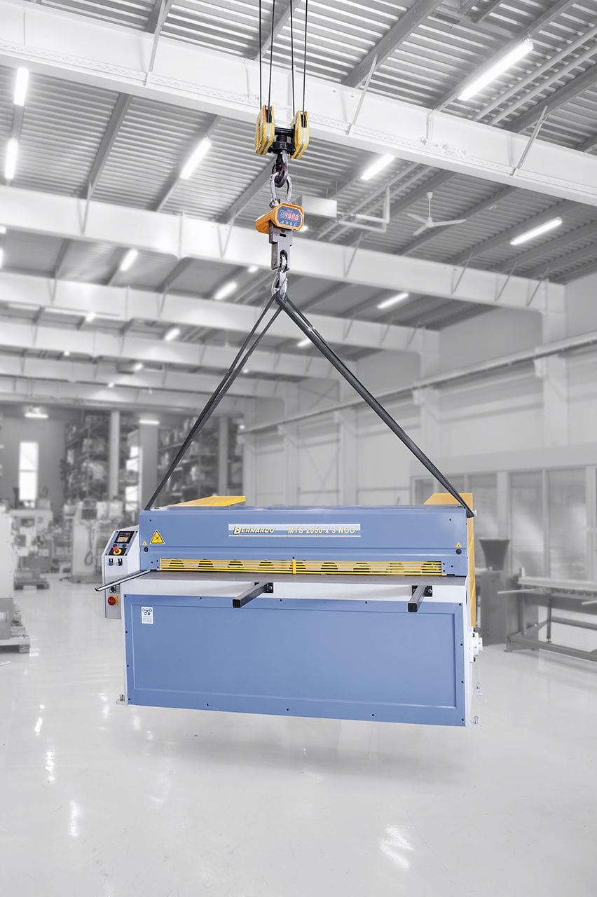 Bernardo Hook Dynamometer CW 3000 – weighing suspended loads up to 3,000 kg, accuracy ±1 kg, LED display, instrument weight 15 kg