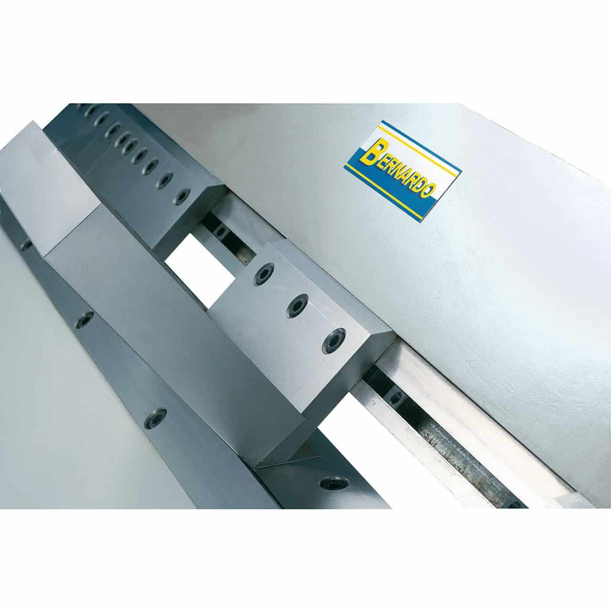 Bernardo TB 1500 – Manual segment bender 1500 mm