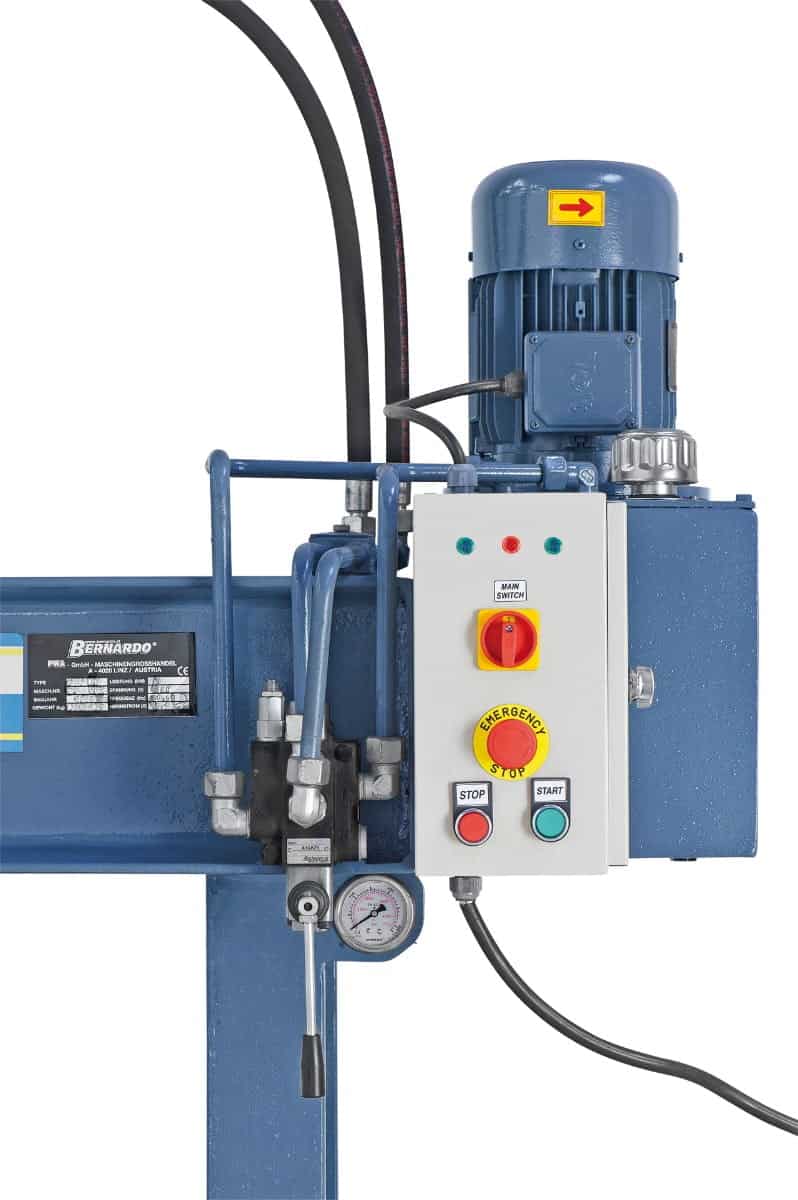 Bernardo BHP 80 – Hydraulic press with sliding cylinder