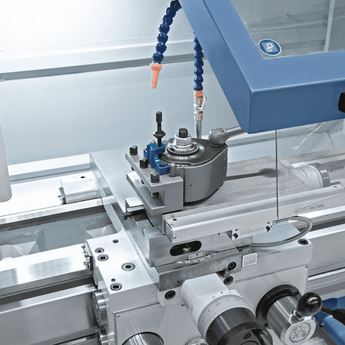 Bernardo Compact 400 metal lathe with ES-12 V 3-axis DRO