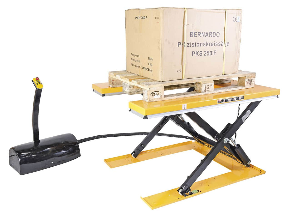 Bernardo FSHT 1000 U U-shaped pallet lift table – 1,000 kg capacity, U-shaped platform, 0.75 kW 400V three-phase motor, 210 kg weight