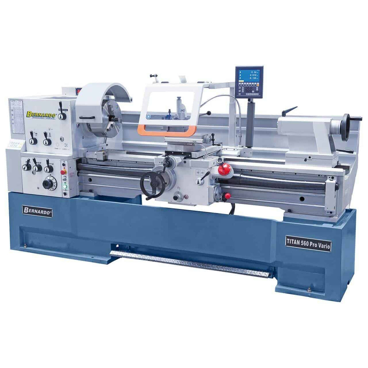 Tornio Bernardo TITAN 560 x 3000 Pro Vario con distanza punte 3000 mm, foro mandrino Ø 105 mm e motore da 7,5 kW, completo di DRO 3 assi ES-12 V.