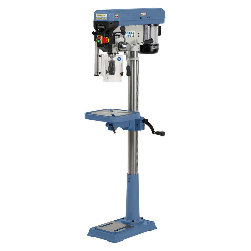 Trapano a colonna SBM 20 Vario con motore 400 V, display digitale, tavola inclinabile e laser incrociato per centraggio preciso.
