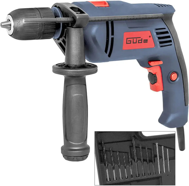 Trapano a percussione Guede SBM 710 E da 710 W con mandrino autoserrante, set di punte per legno, metallo e pietra, impugnatura aggiuntiva e valigetta rigida.